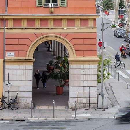 Joli 2 Pieces Au Port De Nice Dış mekan fotoğraf